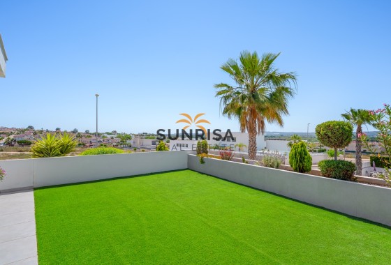 Villa · Resale - La Marina · Alicante · Spain