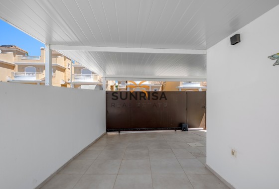 Villa · Resale - La Marina · Alicante · Spain