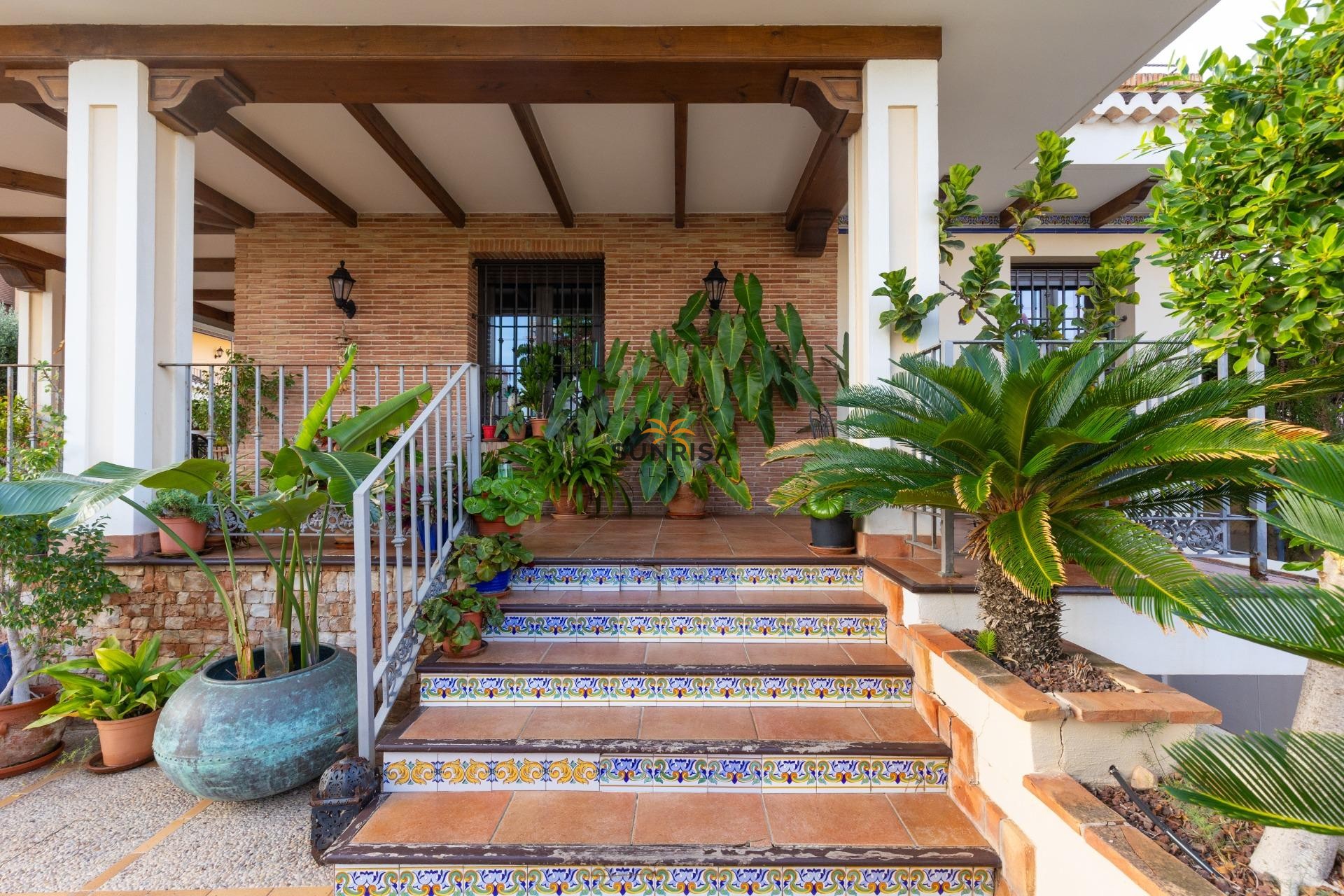 Resale - Villa - Torrevieja