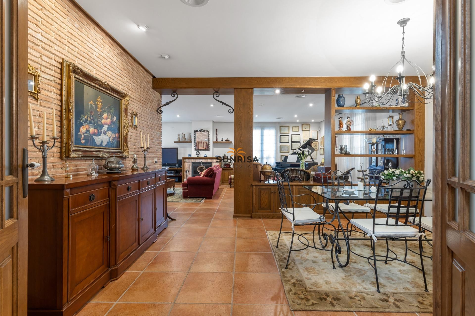 Resale - Villa - Torrevieja