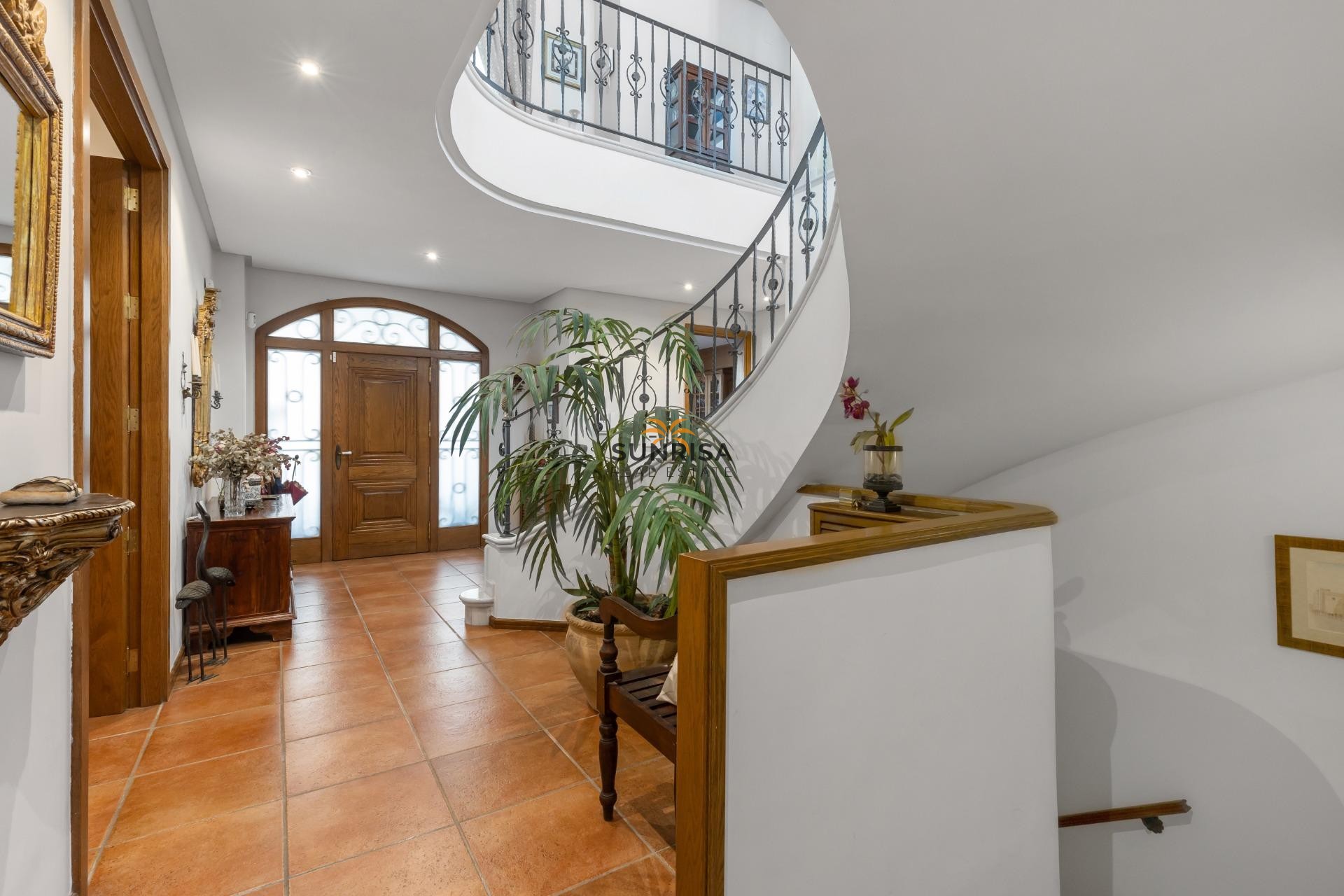 Resale - Villa - Torrevieja