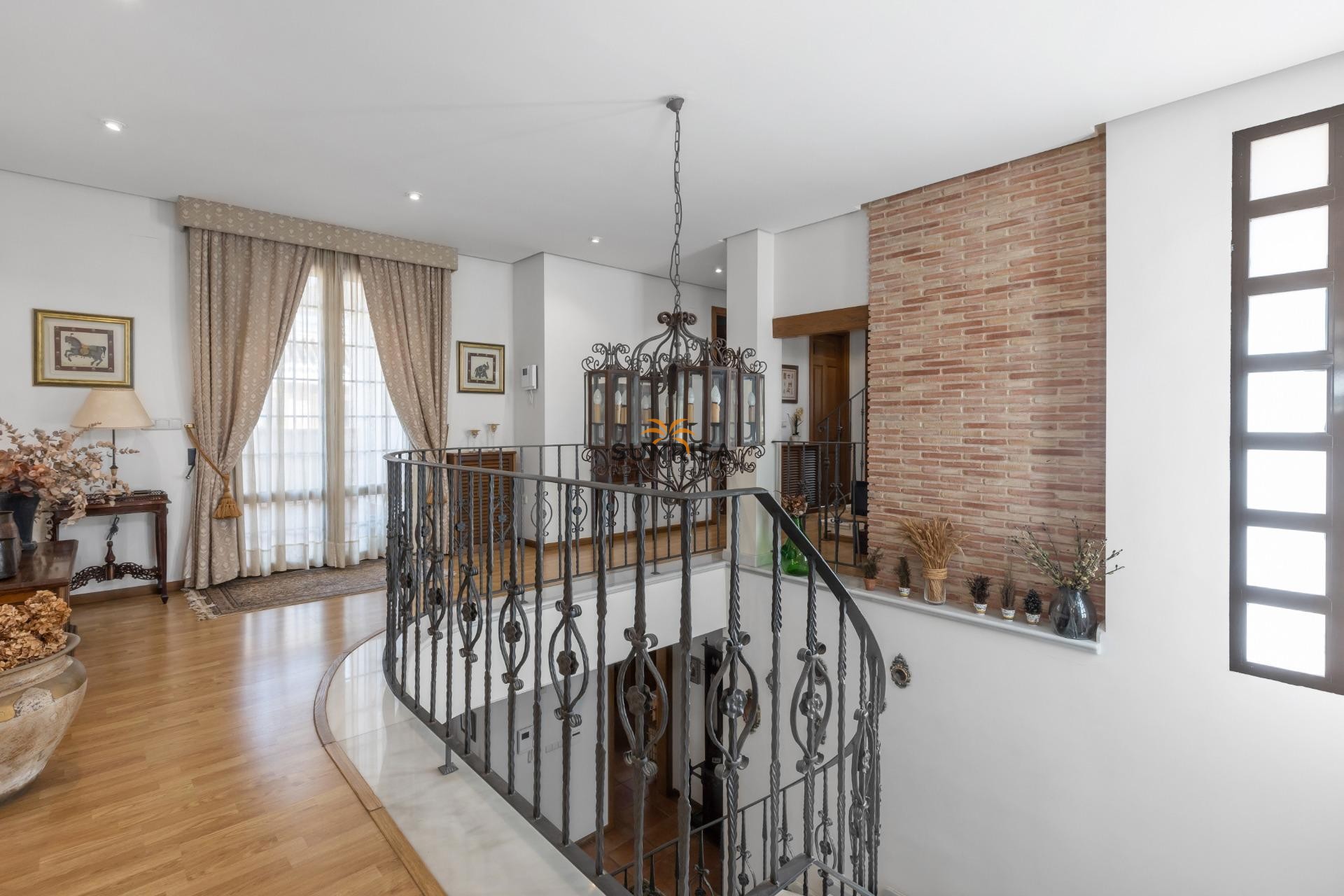 Resale - Villa - Torrevieja