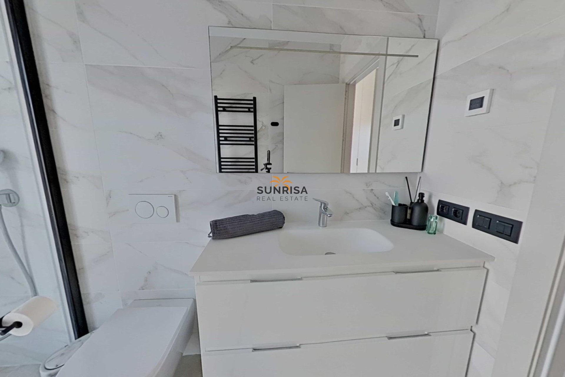 Revente - Villa - Orihuela Costa