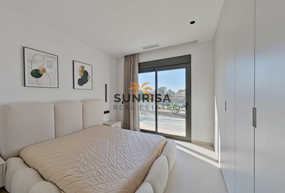 Villa · Reventa - Orihuela Costa · Las Colinas Golf · Alicante · España