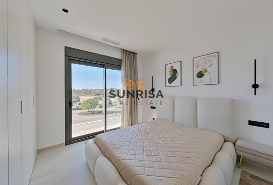 Villa · Reventa - Orihuela Costa · Las Colinas Golf · Alicante · España