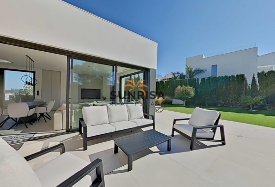 Villa · Reventa - Orihuela Costa · Las Colinas Golf · Alicante · España