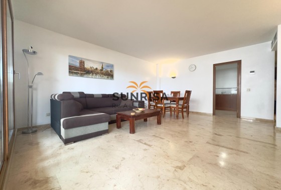 Apartamento · Reventa - Torrevieja · Punta Prima · Alicante · España