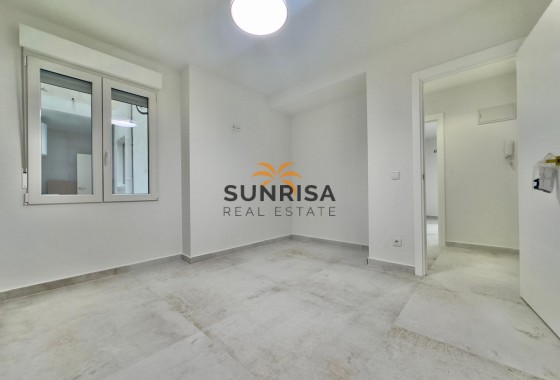 Appartement · Herverkoop - Torrevieja · Acequion · Alicante · Spanje