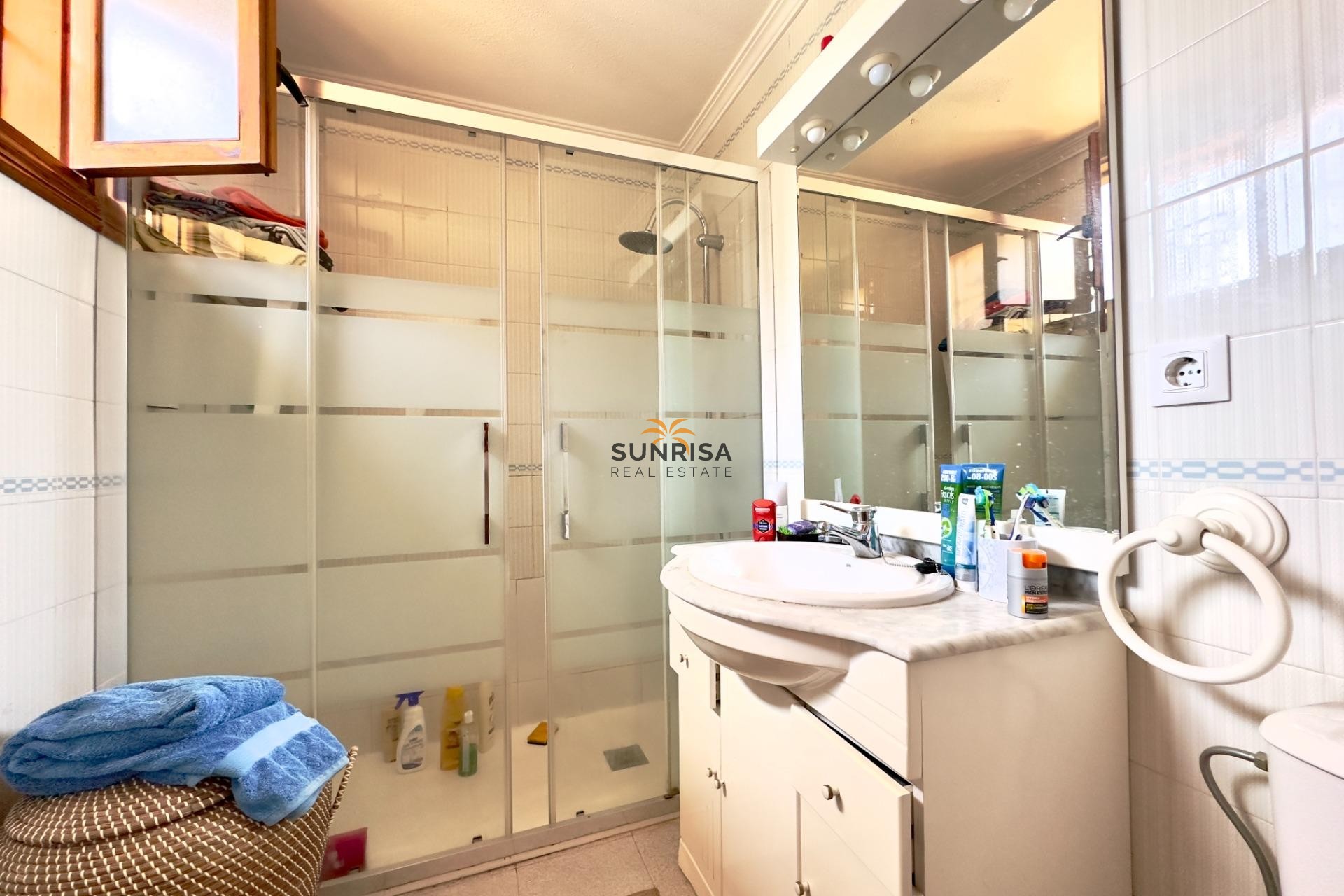 Resale - Villa - Orihuela Costa