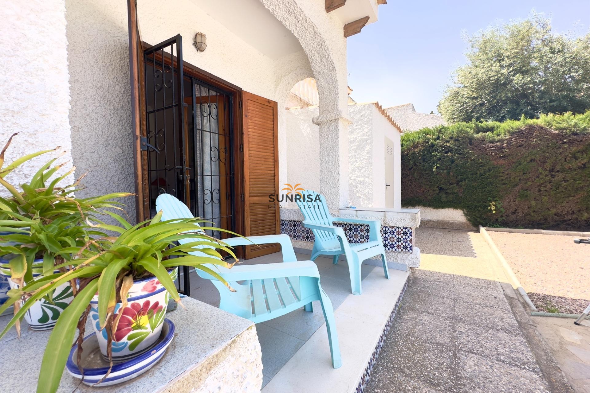 Resale - Villa - Orihuela Costa