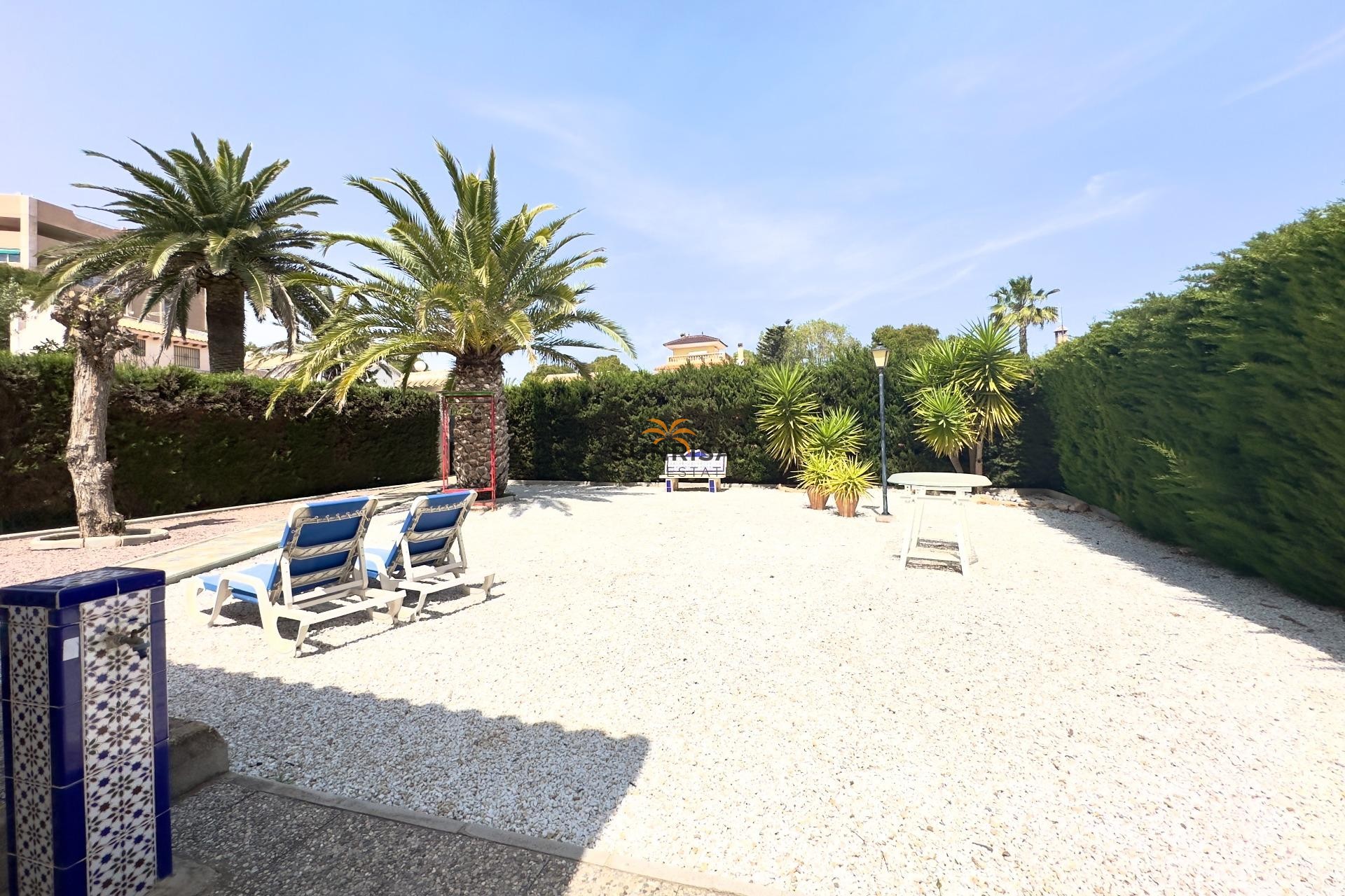 Resale - Villa - Orihuela Costa