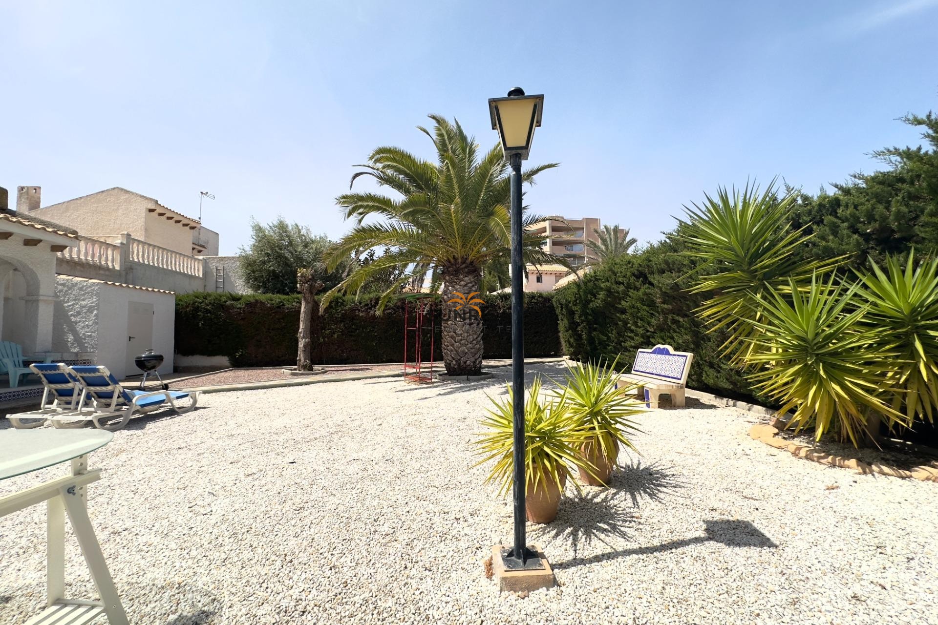 Resale - Villa - Orihuela Costa