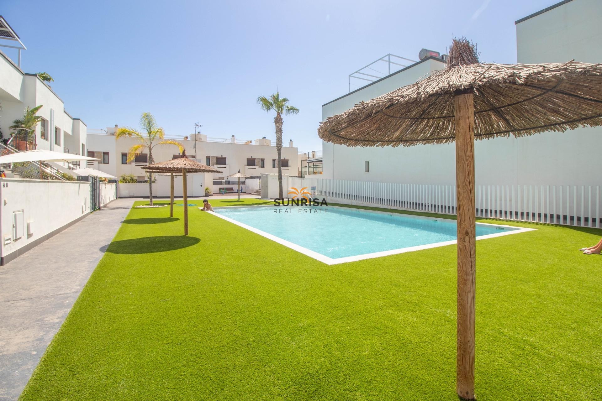 Resale - Bungalow - Torre de la Horadada