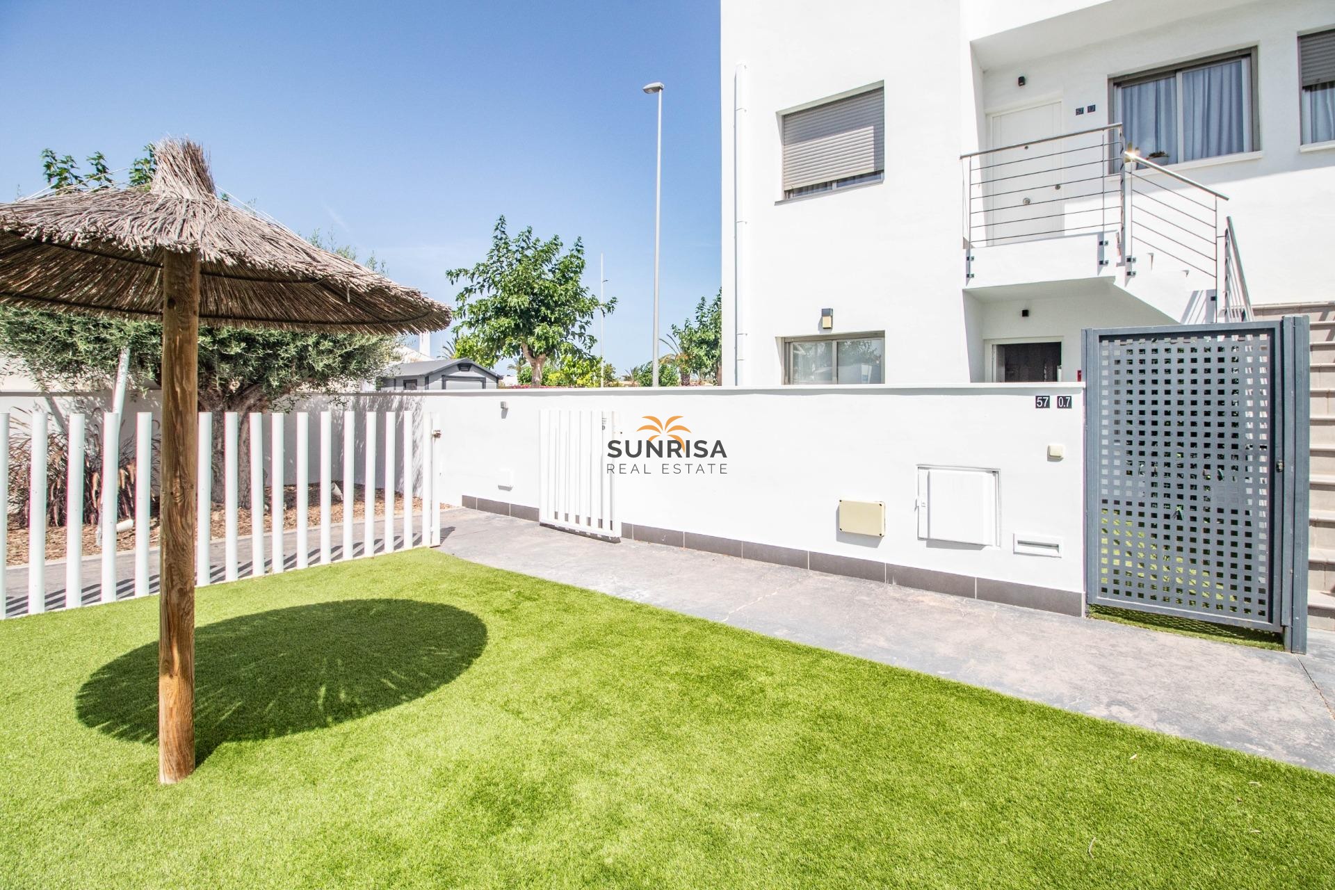 Resale - Bungalow - Torre de la Horadada