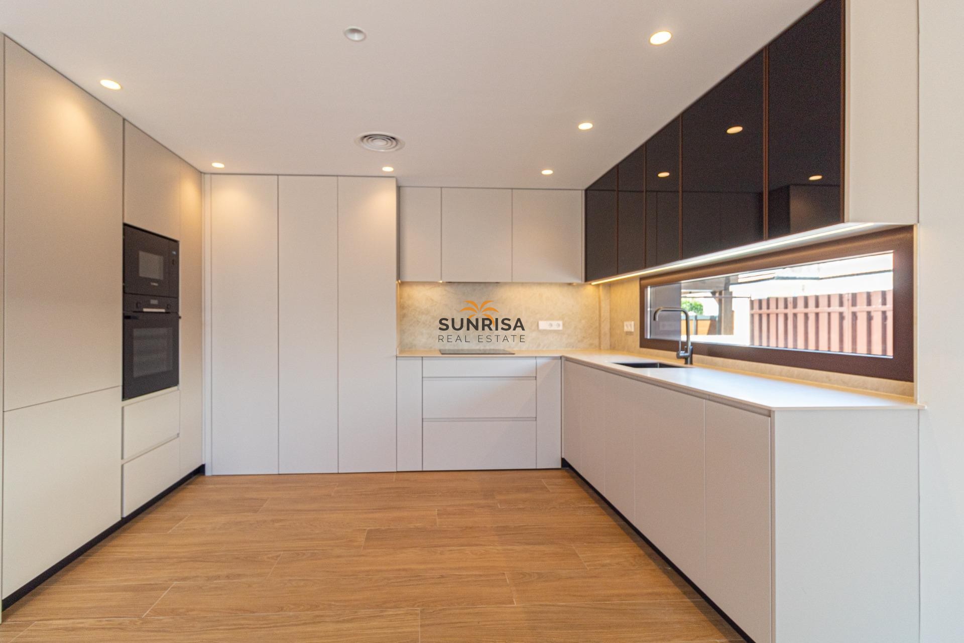 Revente - Villa - Santiago de la Ribera