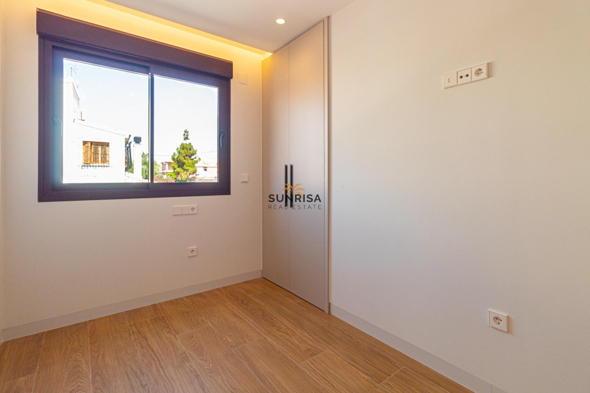 Revente - Villa - Santiago de la Ribera