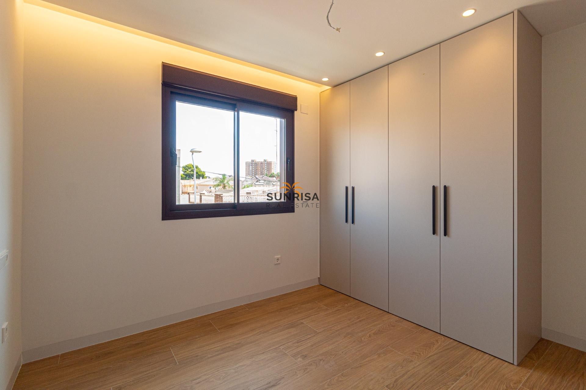 Revente - Villa - Santiago de la Ribera