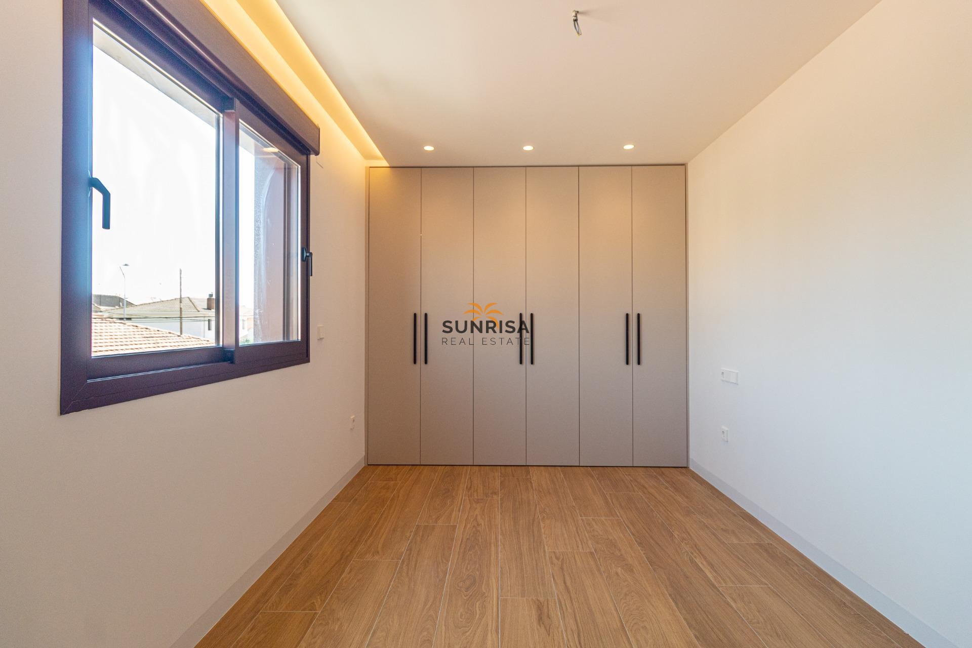 Revente - Villa - Santiago de la Ribera
