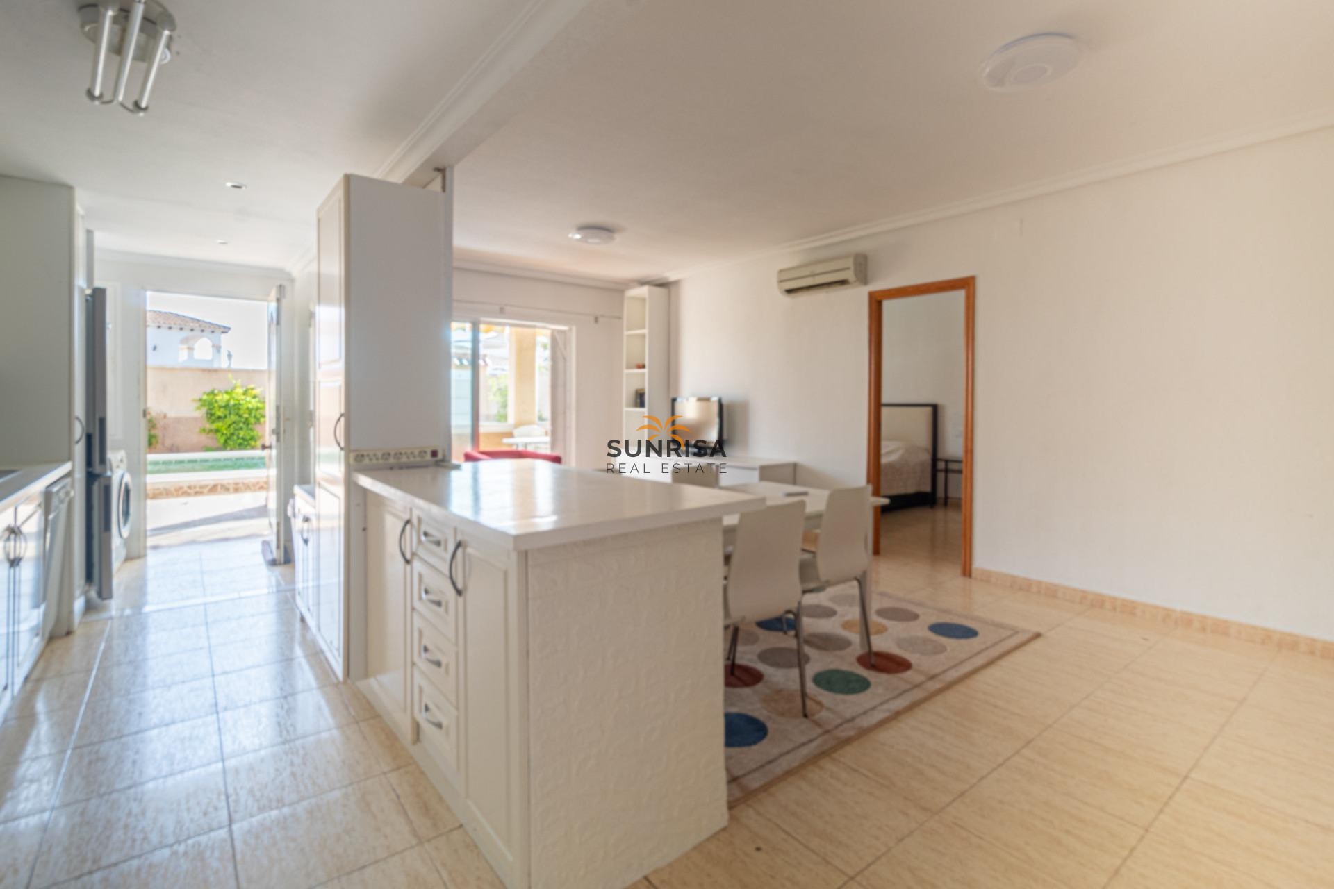 Resale - Bungalow - Orihuela Costa