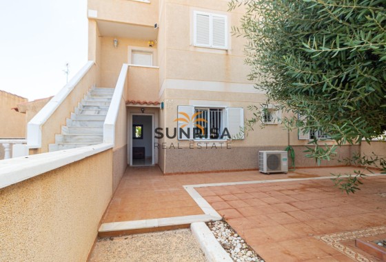 Bungalow · Reventa - Orihuela Costa · Punta Prima · Alicante · España