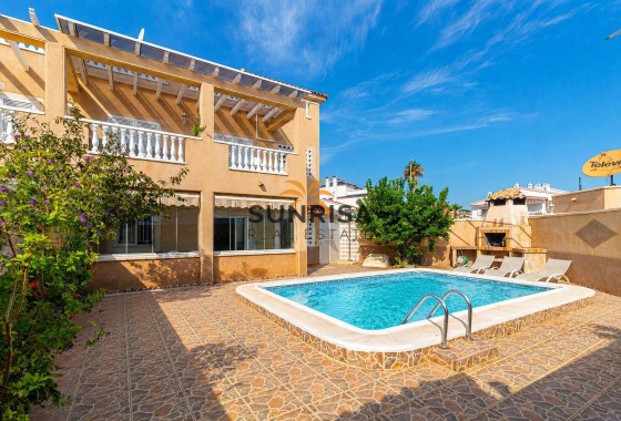 Bungalow · Reventa - Orihuela Costa · Punta Prima · Alicante · España