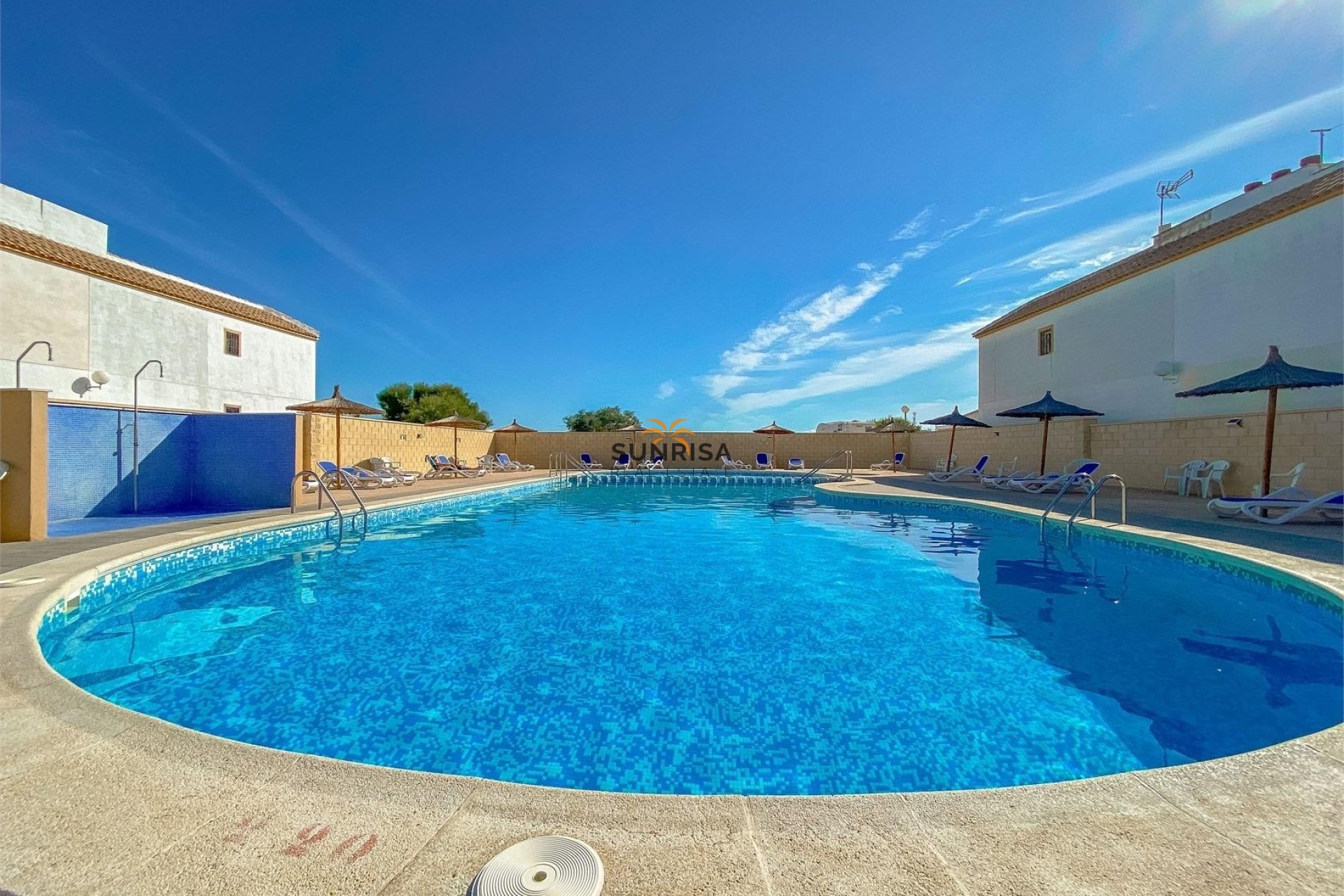 Resale - Bungalow - Torrevieja