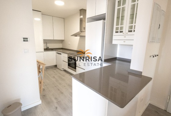 Apartamento · Reventa - Orihuela Costa · Los Dolses · Alicante · España