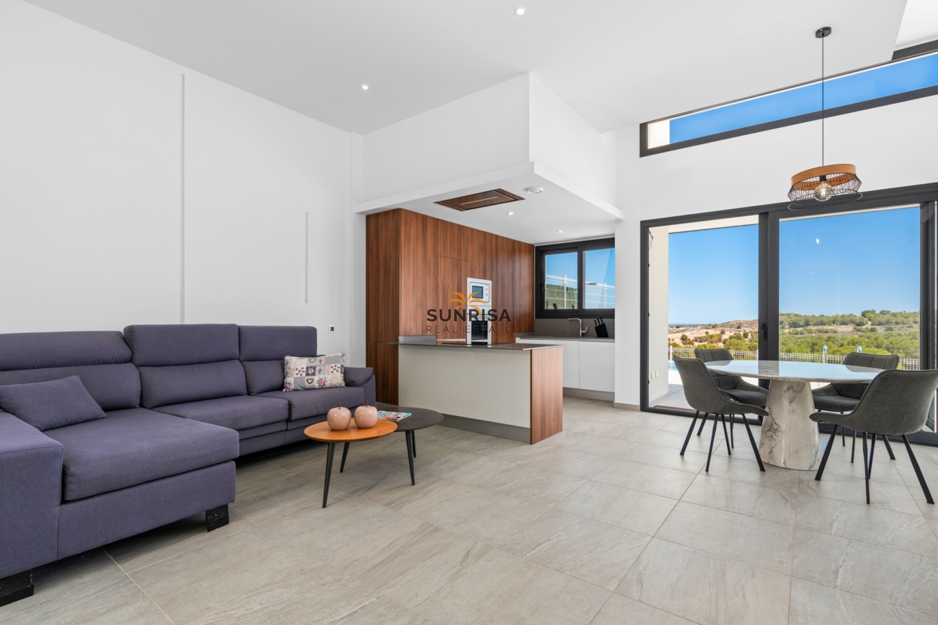 Resale - Villa - San Miguel de Salinas