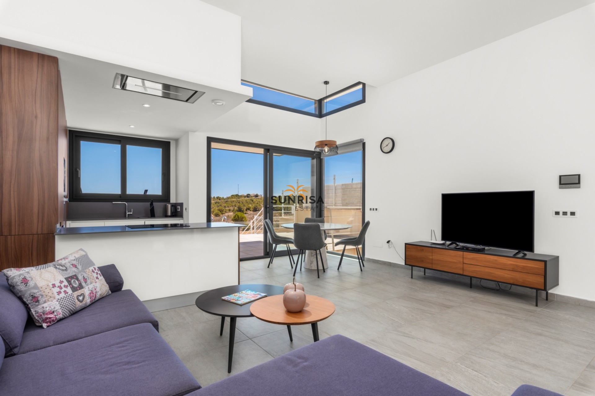 Resale - Villa - San Miguel de Salinas