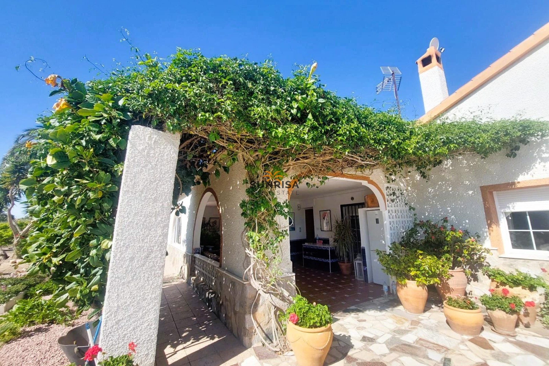 Resale - Finca - La Marina