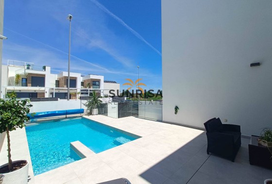 Villa · Resale - Rojales · Alicante · Spain