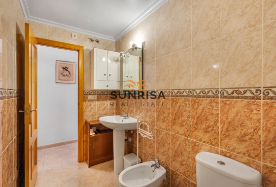 Apartment · Resale - Torrevieja · Alicante · Spain