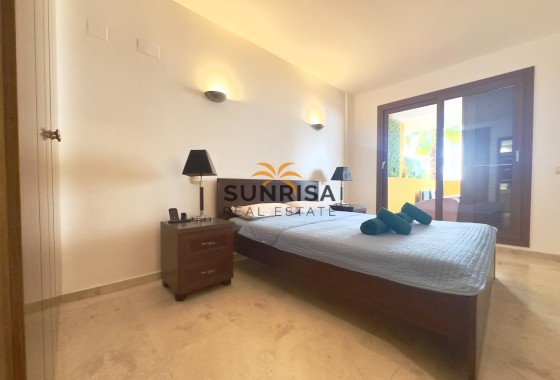 Apartamento · Reventa - Torrevieja · Punta Prima · Alicante · España