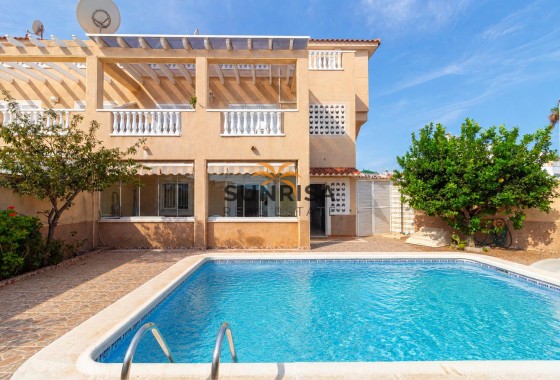 Bungalow · Resale - Orihuela Costa · Punta Prima · Alicante · Spain