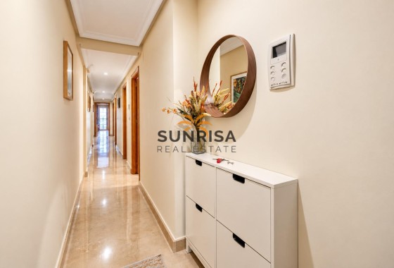 Apartamento · Reventa - Torrevieja · Alicante · España