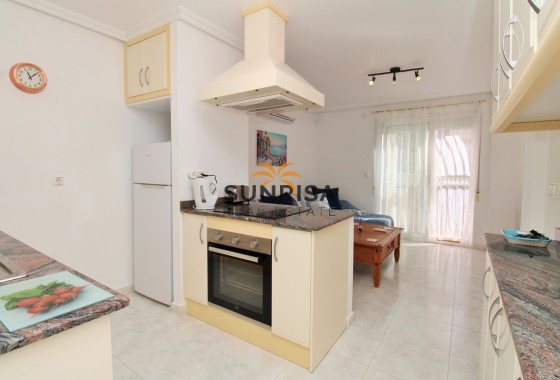 Apartamento · Reventa - Orihuela Costa · PAU 8 · Alicante · España