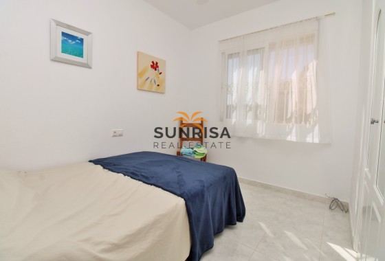 Apartamento · Reventa - Orihuela Costa · PAU 8 · Alicante · España