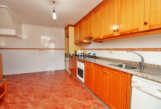 Townhouse · Resale - Los Desamparados · Alicante · Spain