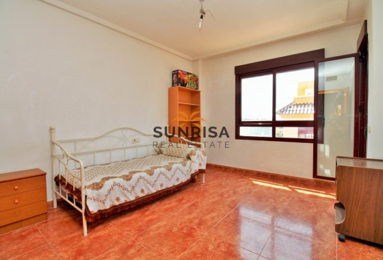 Townhouse · Resale - Los Desamparados · Alicante · Spain