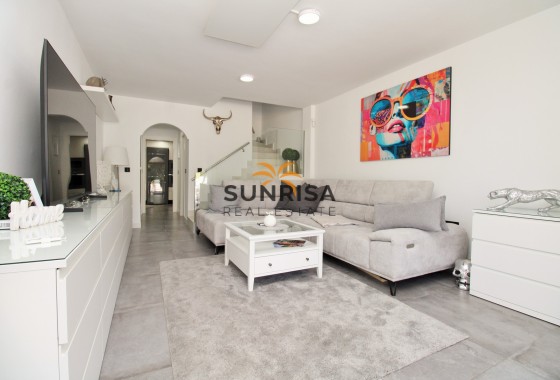Villa · Resale - Mil Palmeras · Alicante · Spain