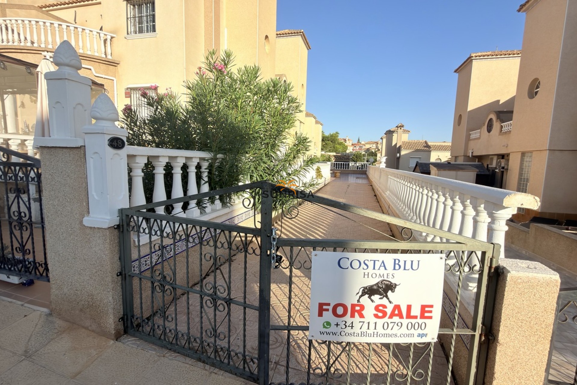 Resale - Semi-detached house - Orihuela Costa
