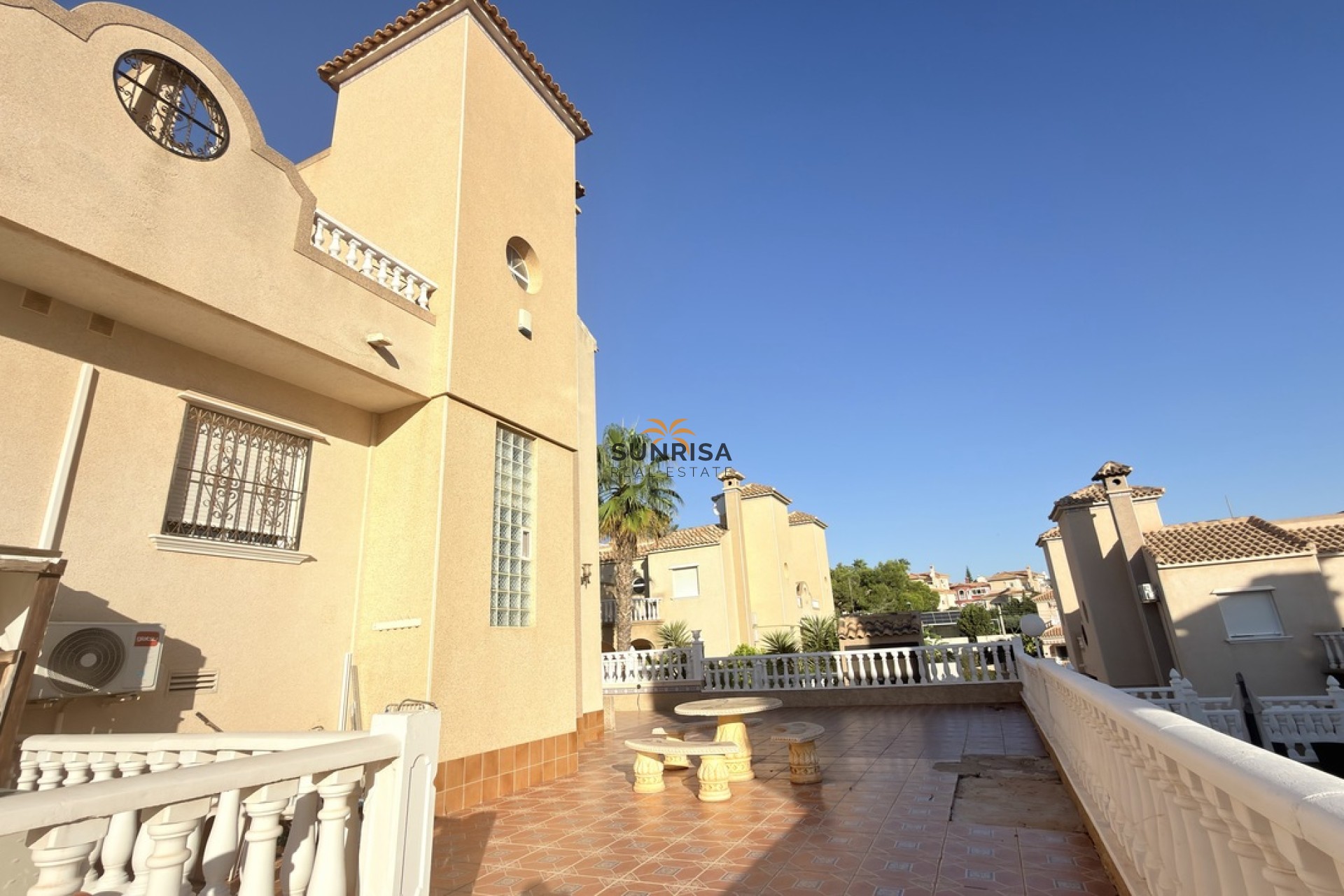 Resale - Semi-detached house - Orihuela Costa