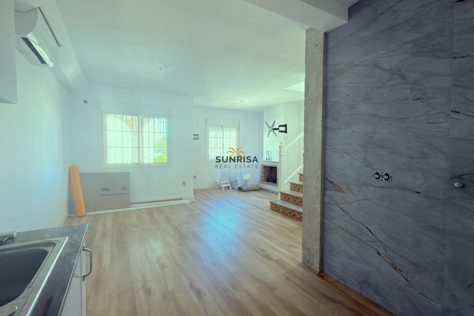 Resale - Semi-detached house - Orihuela Costa