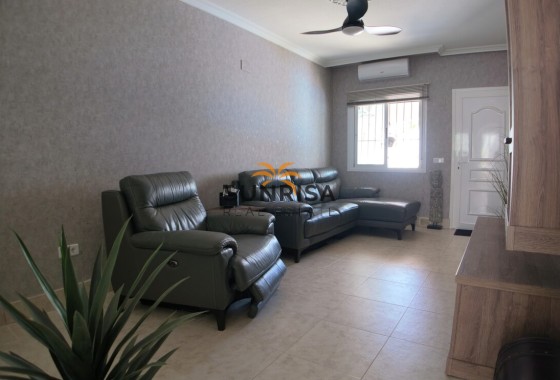 Semi-detached house · Resale - Orihuela Costa · Villamartín · Alicante · Spain