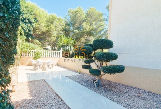 Villa · Resale - Orihuela Costa · Villamartín · Alicante · Spain