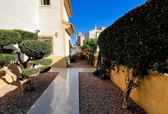 Villa · Resale - Orihuela Costa · Villamartín · Alicante · Spain