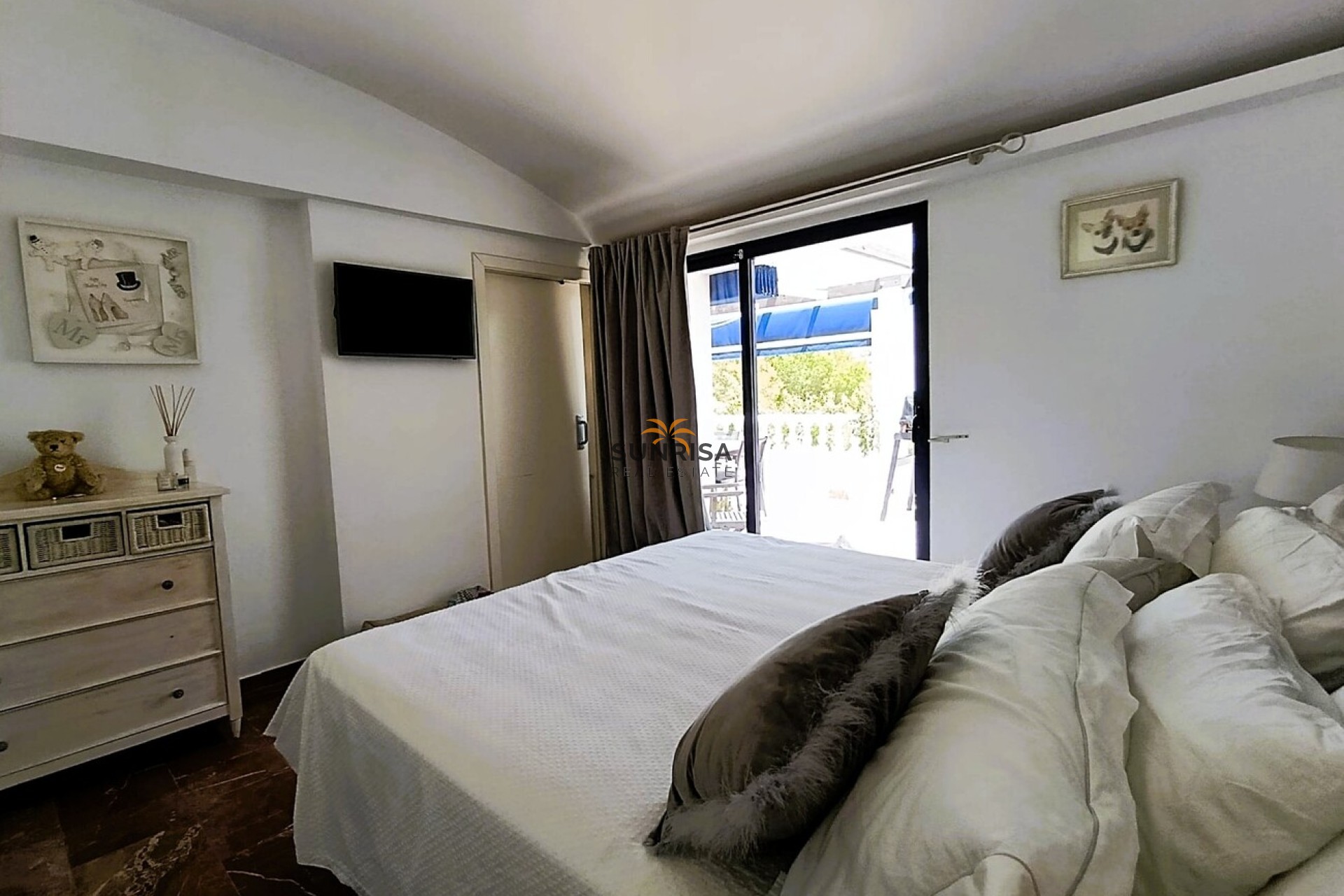 Resale - Apartment - Orihuela Costa