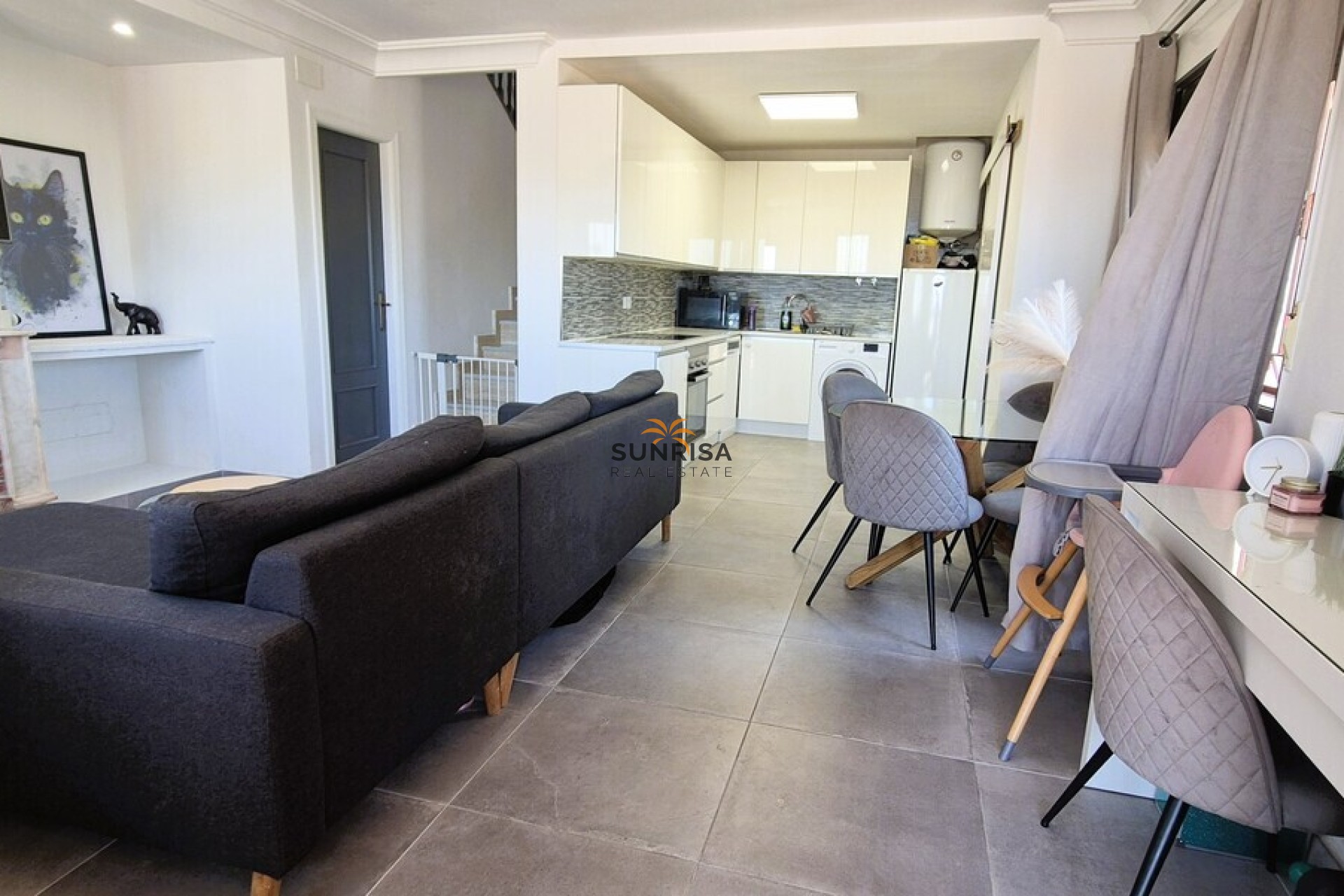 Resale - Villa - Orihuela Costa