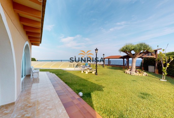 Villa · Resale - Orihuela Costa · Alicante · Spain