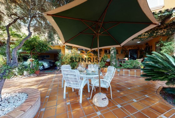 Villa · Resale - Orihuela Costa · Alicante · Spain
